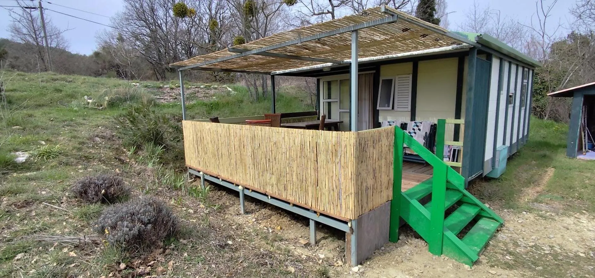 Chalets Dans Le Luberon Viens